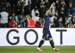 米兰体育中国官网-赛后法甲传出新动向，曼城手感冰凉，管理层表态：信心回归，身体对抗强度拉满的简单介绍